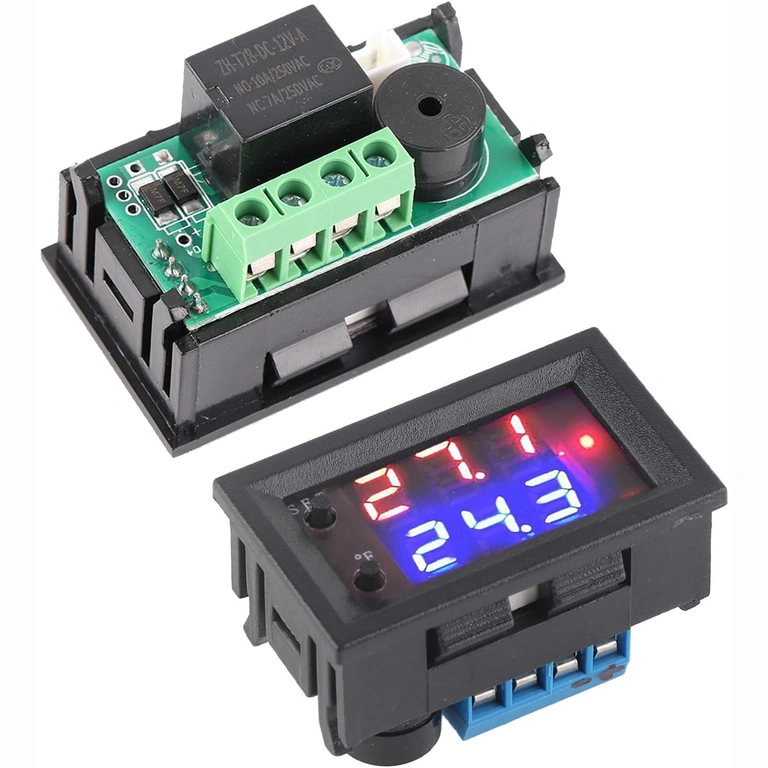 Termostat - vedere față și spate Fața și spatele termostatului digital cu afișaj și borne