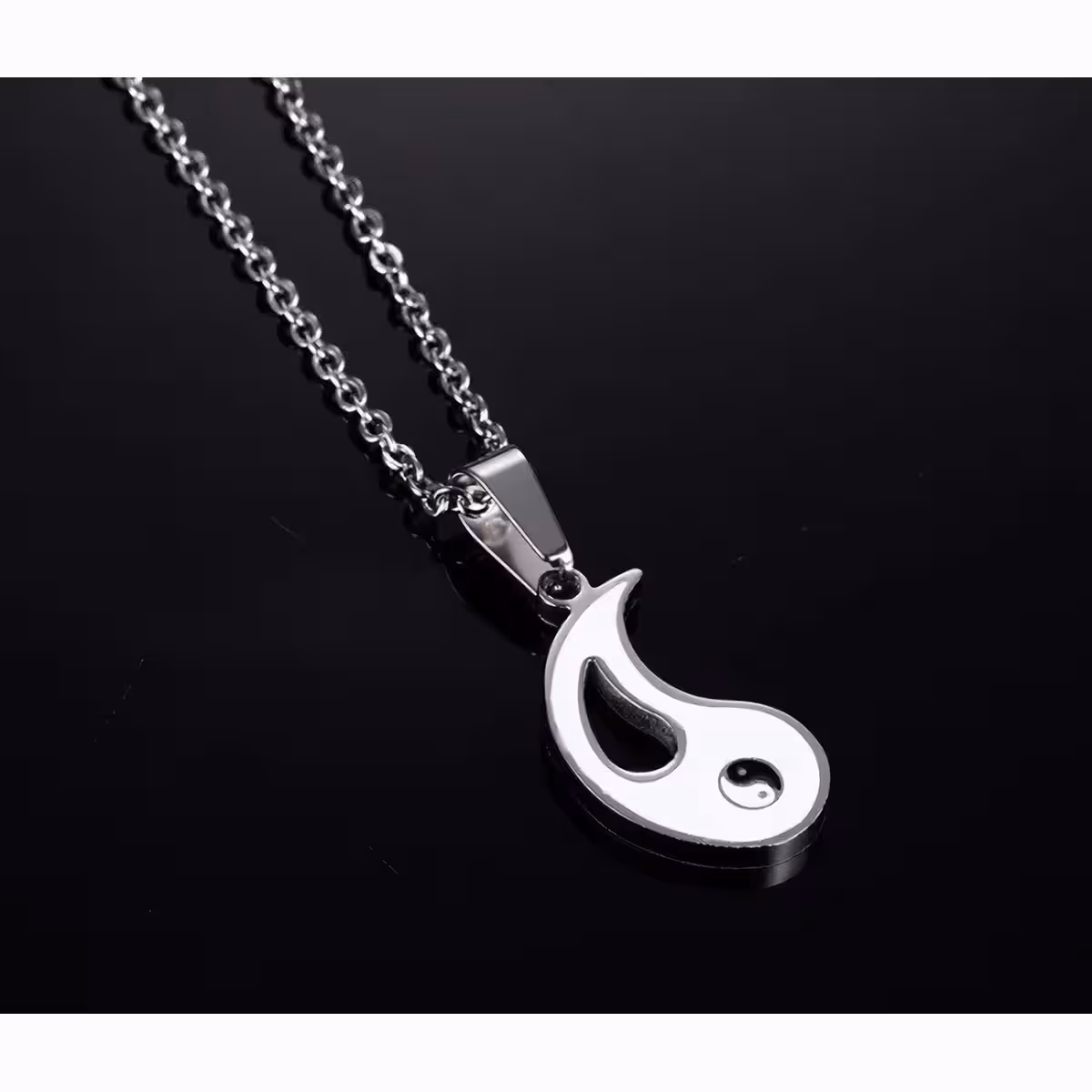 Medalion Yin Yang împărțit pentru două persoane