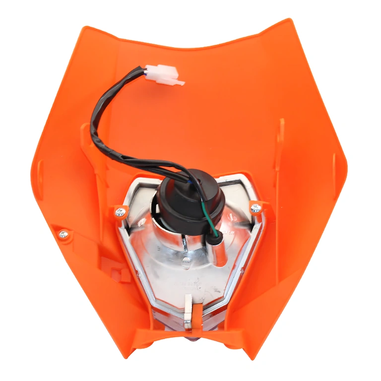 Design agresiv Streetfighter cu far LED și mască din polipropilenă