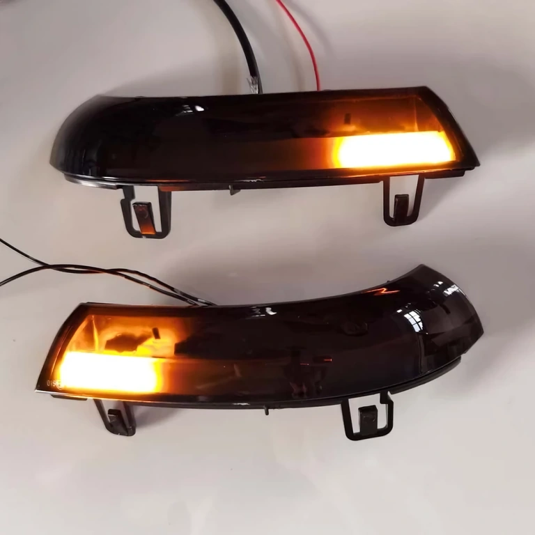 Semnalizator dinamic Golf 5/6 Oglindă retrovizoare cu LED secvențial compatibil Golf 5 și Golf 6 Plus