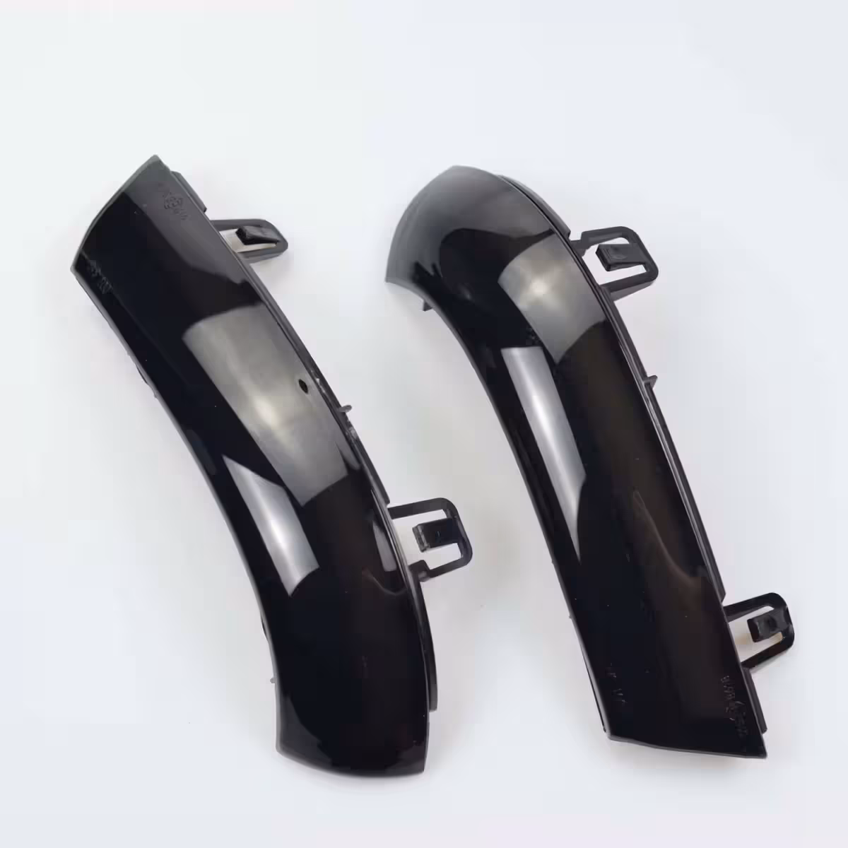 Indicator LED lateral compatibil cu VW Jetta și VW Sharan