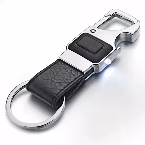 Breloc chei auto de lux din piele cu LED și deschizător bere – cadou elegant pentru bărbați