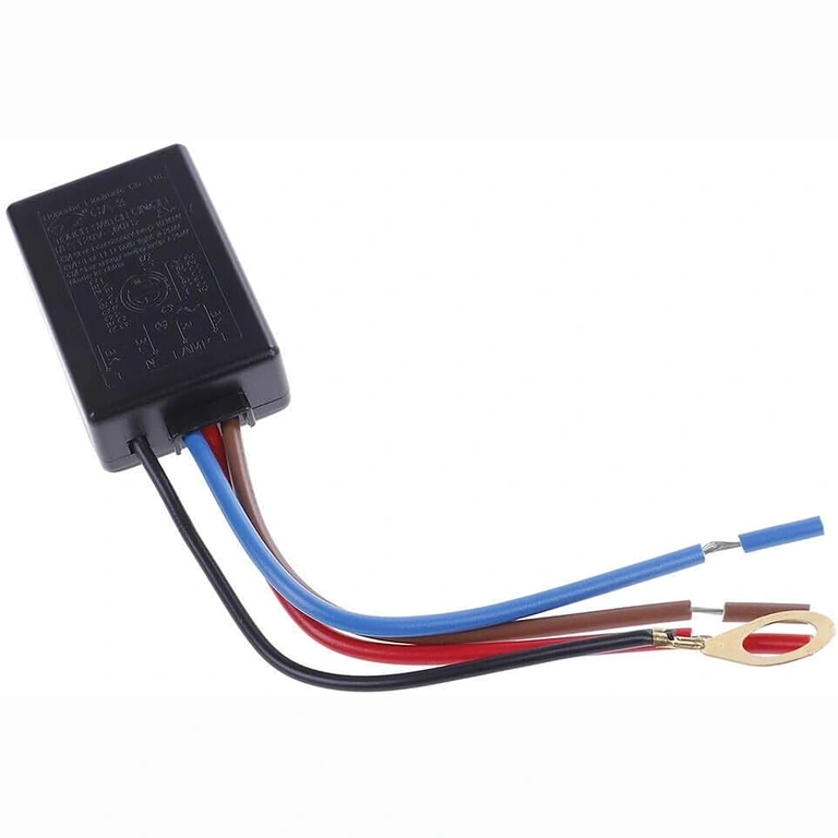 Dimmer intern cu 3 nivele de intensitate pentru becuri LED