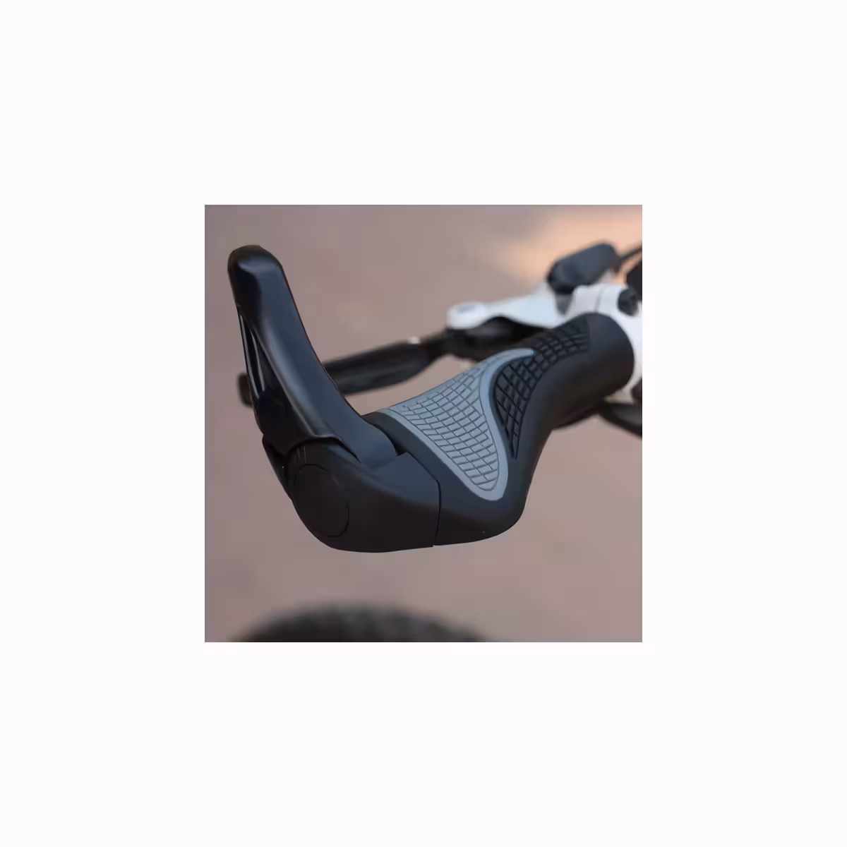 Gripuri simple și eficiente pentru biciclete urbane sau de munte