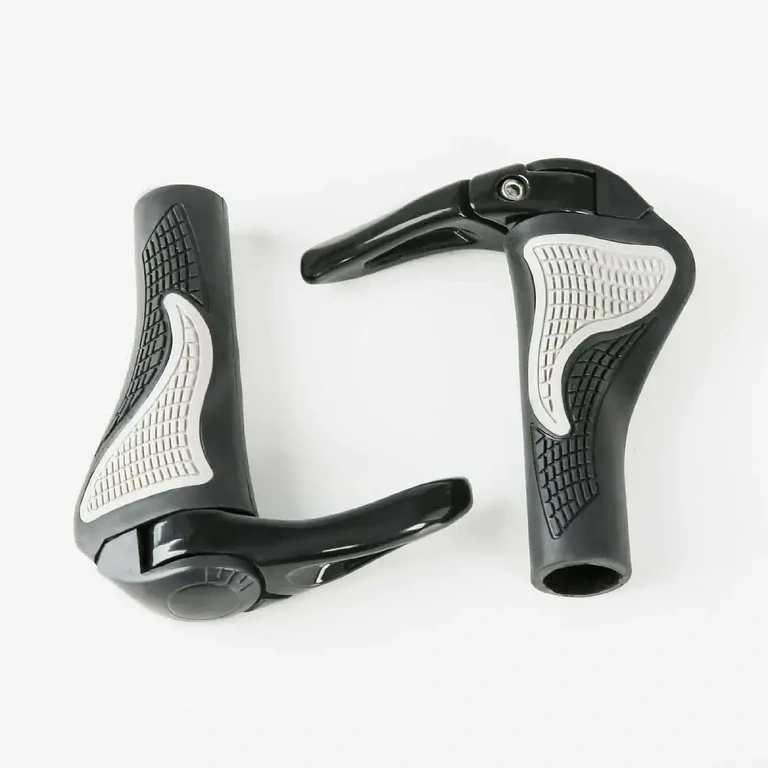 Mansoane negre ergonomice pentru MTB cu sistem lock-on Mansoane din cauciuc negru, ergonomice, cu fixare lock-on pentru bicicletă MTB