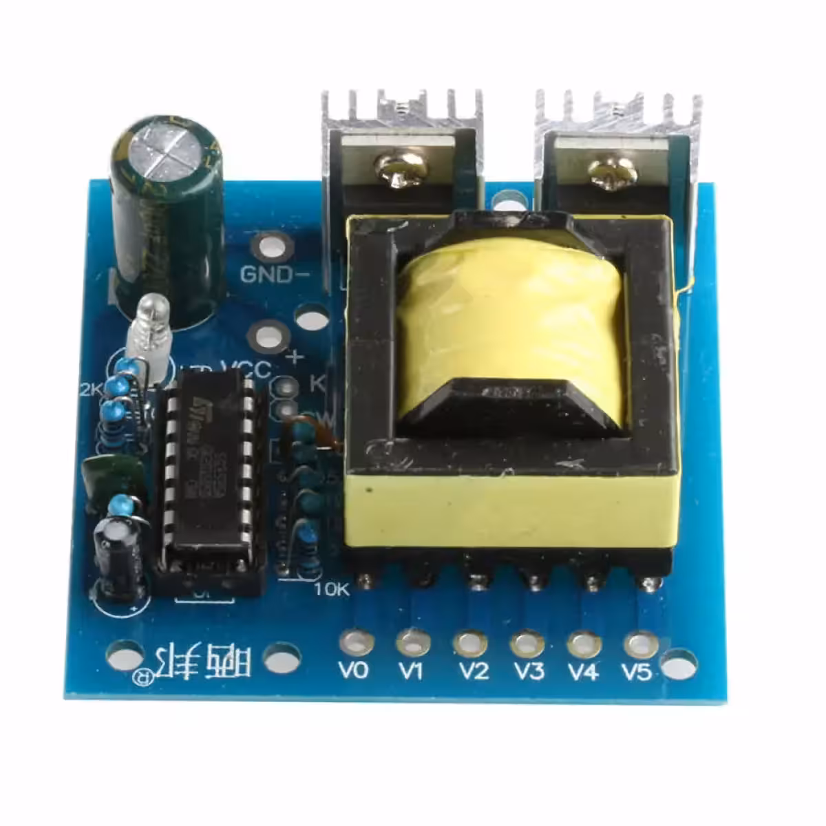 Convertor de tensiune AC pentru utilizare în proiecte electronice hobby