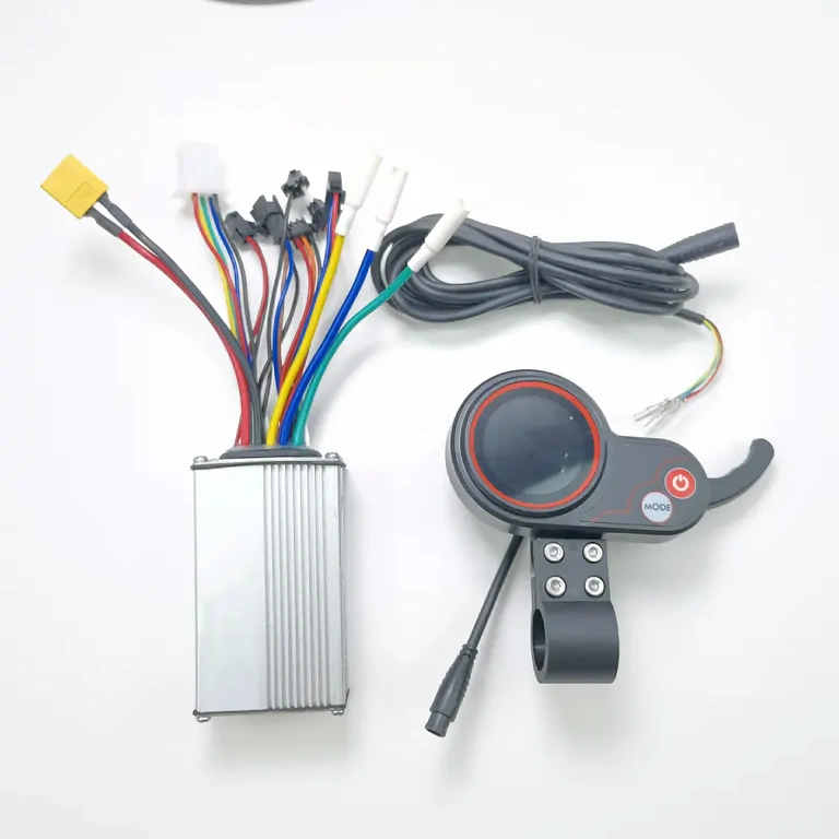 Set complet 48V cu controller, ecran și accelerație