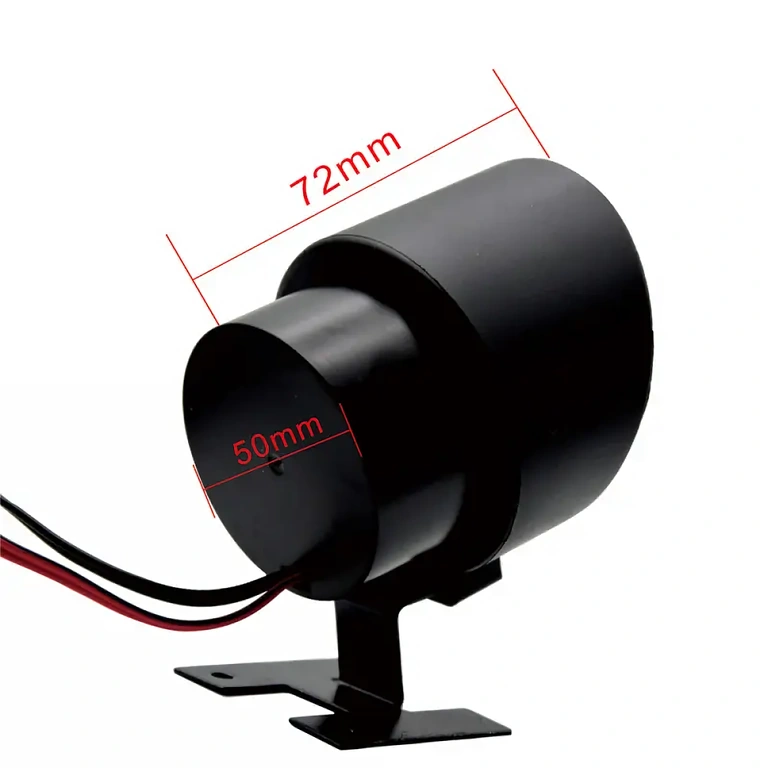 Senzor cu ceas digital și voltmetru pentru monitorizarea temperaturii apei și a bateriei în vehicule.