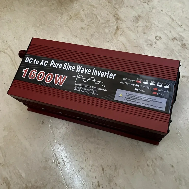 Soluție de alimentare cu energie pentru camping și rulote