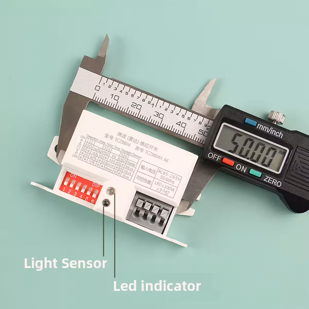 Senzor avansat cu microunde pentru detectare precisă