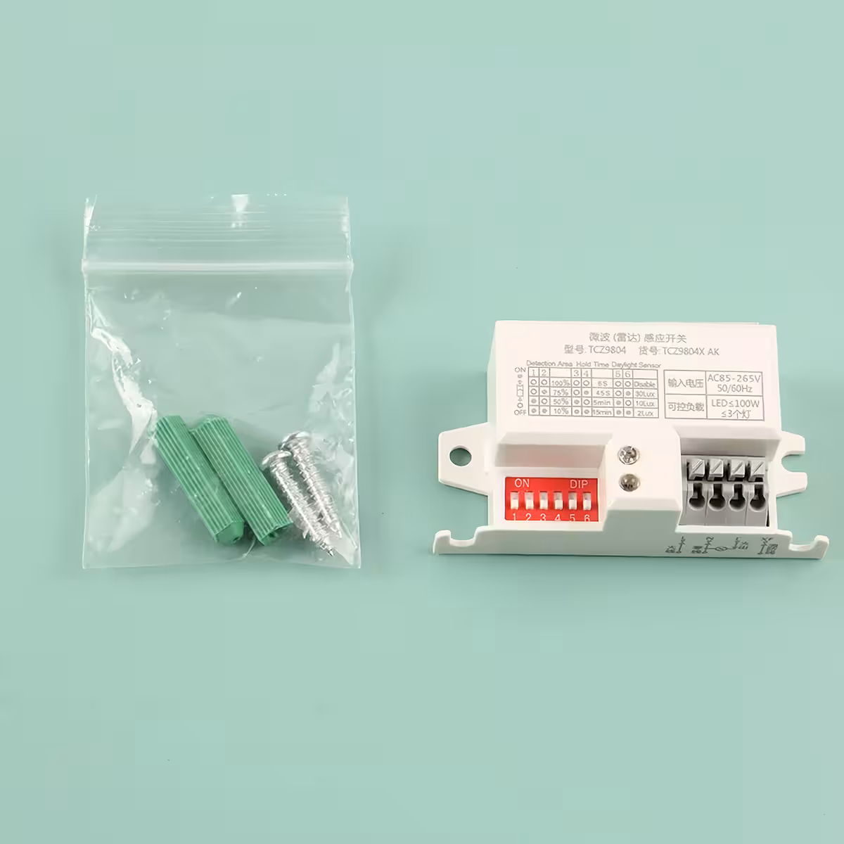 Accesorii de montare incluse pentru senzorul de miscare cu microunde