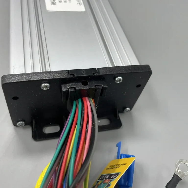 Controller scuter 60V 45A pentru performanțe ridicate Controller pentru scuter electric 60V, curent maxim 45A