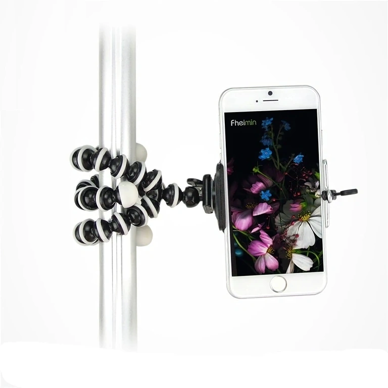 Picioare flexibile din bile metalice îmbrăcate în cauciuc