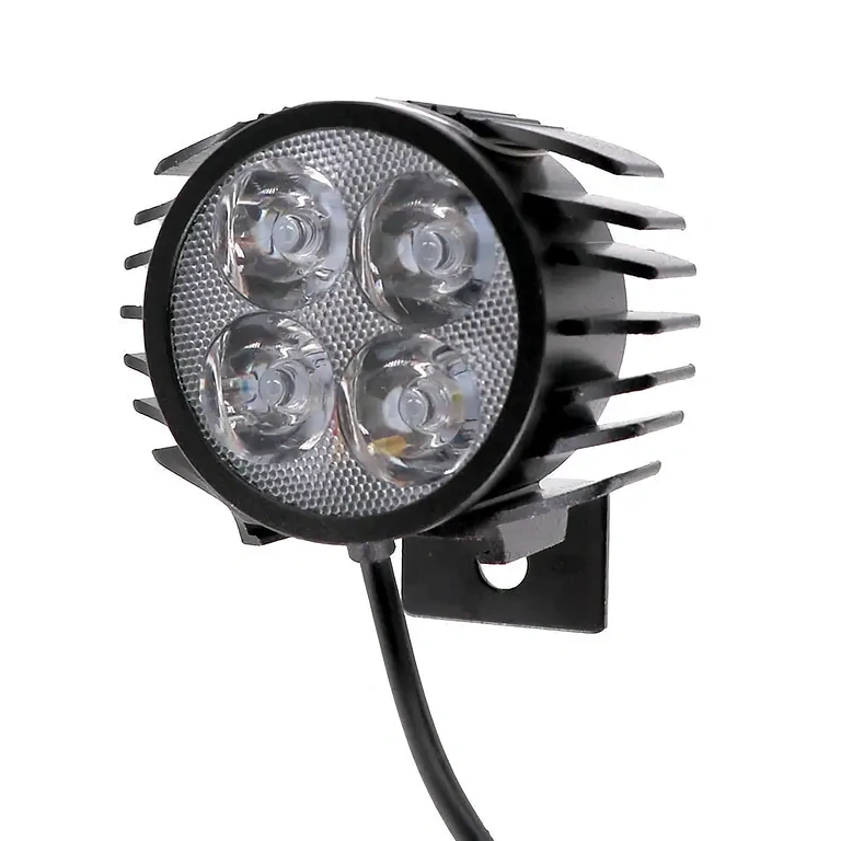 Far LED frontal – altă lumină Far LED pentru trotinete și biciclete, vedere frontală, lumină diferită
