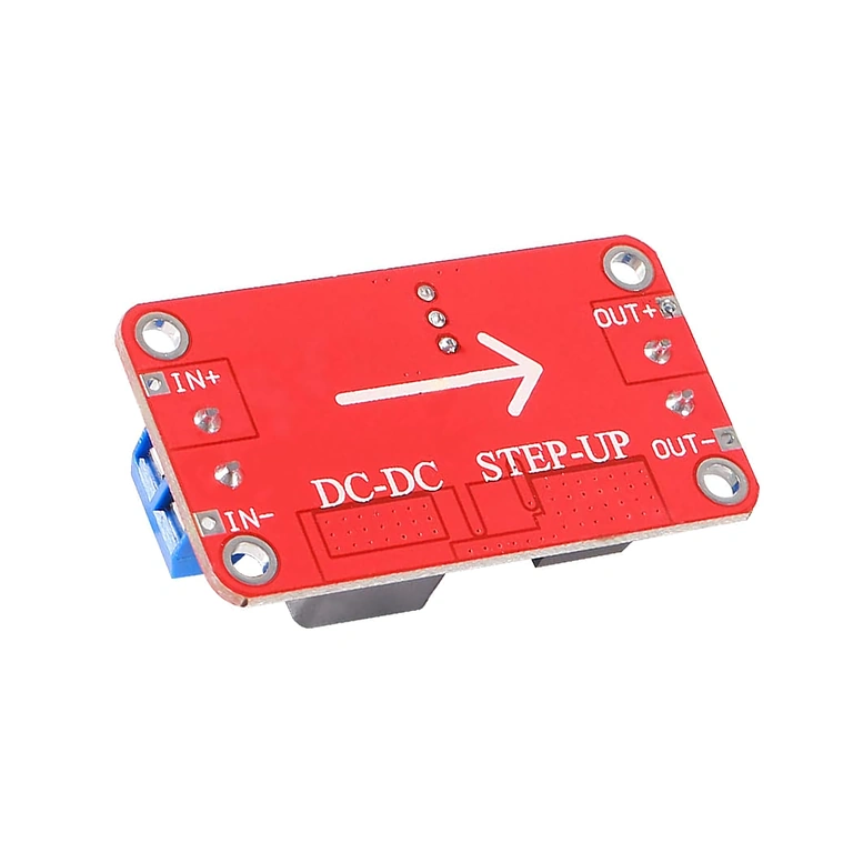 Modul XL6019 DC-DC Boost Converter - Vedere din spate Modul XL6019 DC-DC Boost Converter văzut din spate, cu conexiunile de intrare și ieșire vizibile