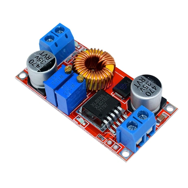 XL4015 DC-DC reglabil – vedere unghiulară