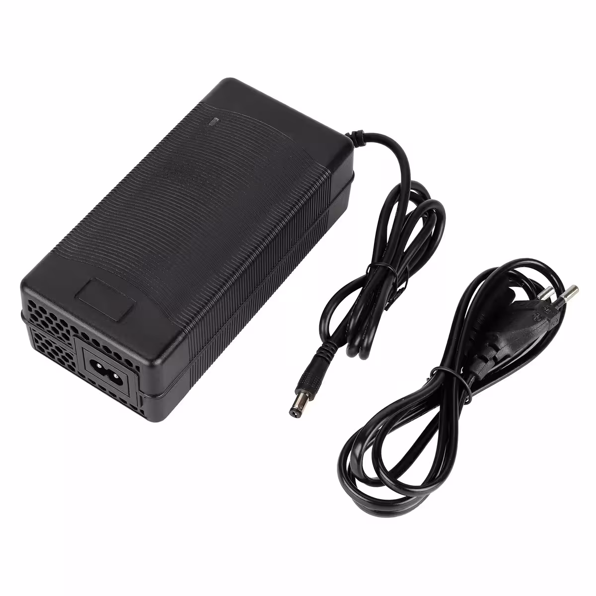 Încărcător 60V–67.2V 2A pentru trotinete, biciclete, scutere și triciclete electrice, protejând bateria