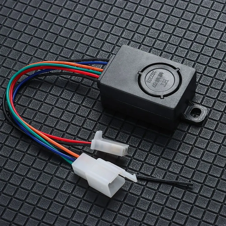 Sistem antifurt pentru biciclete electrice, controlat prin telecomandă