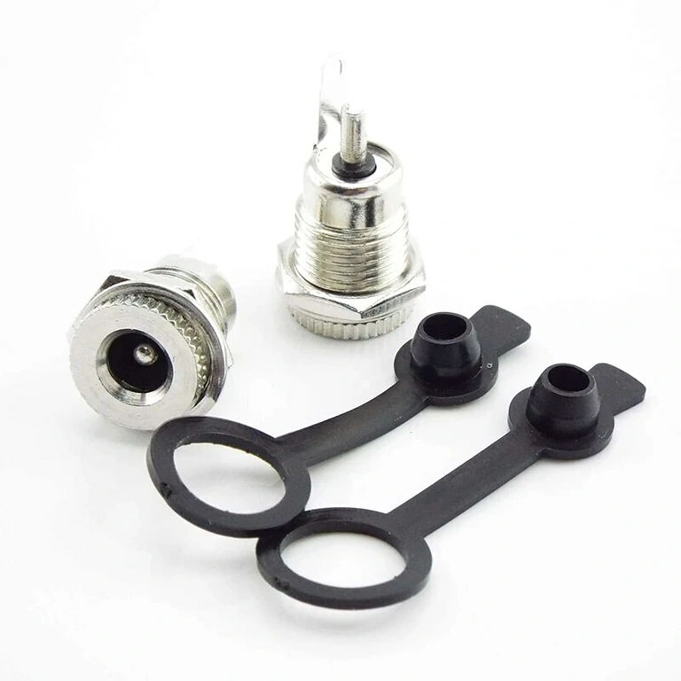 Mufă DC 12V 5.5x2.1mm – rezistentă la apă, vedere frontală
