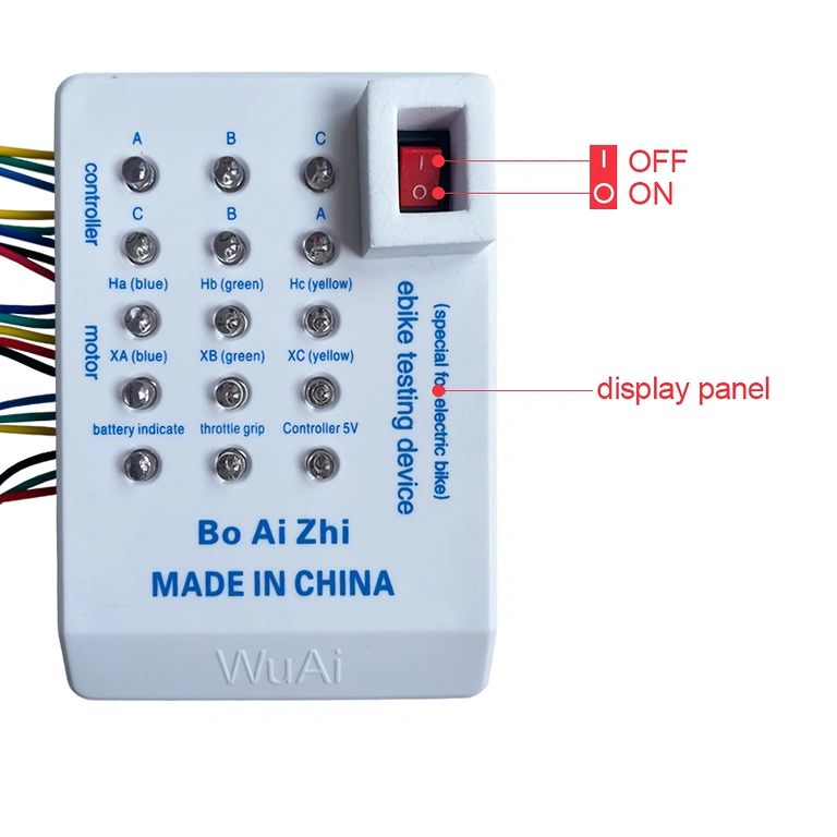 Maneta de accelerație conectată la testerul universal